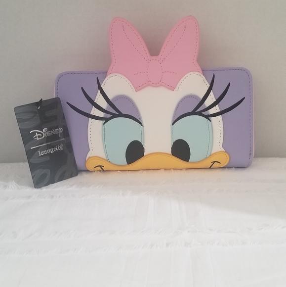Loungefly Handbags - Loungefly Disney Daisy Duck Wallet